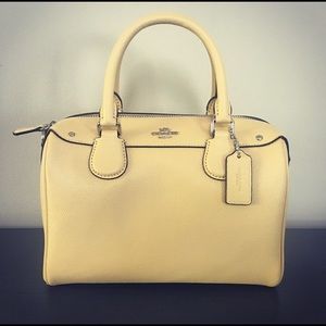 *BRAND NEW* Coach purse